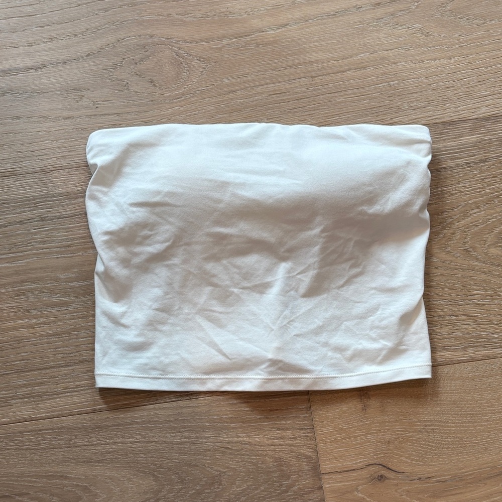 Uniqlo White Crop Top